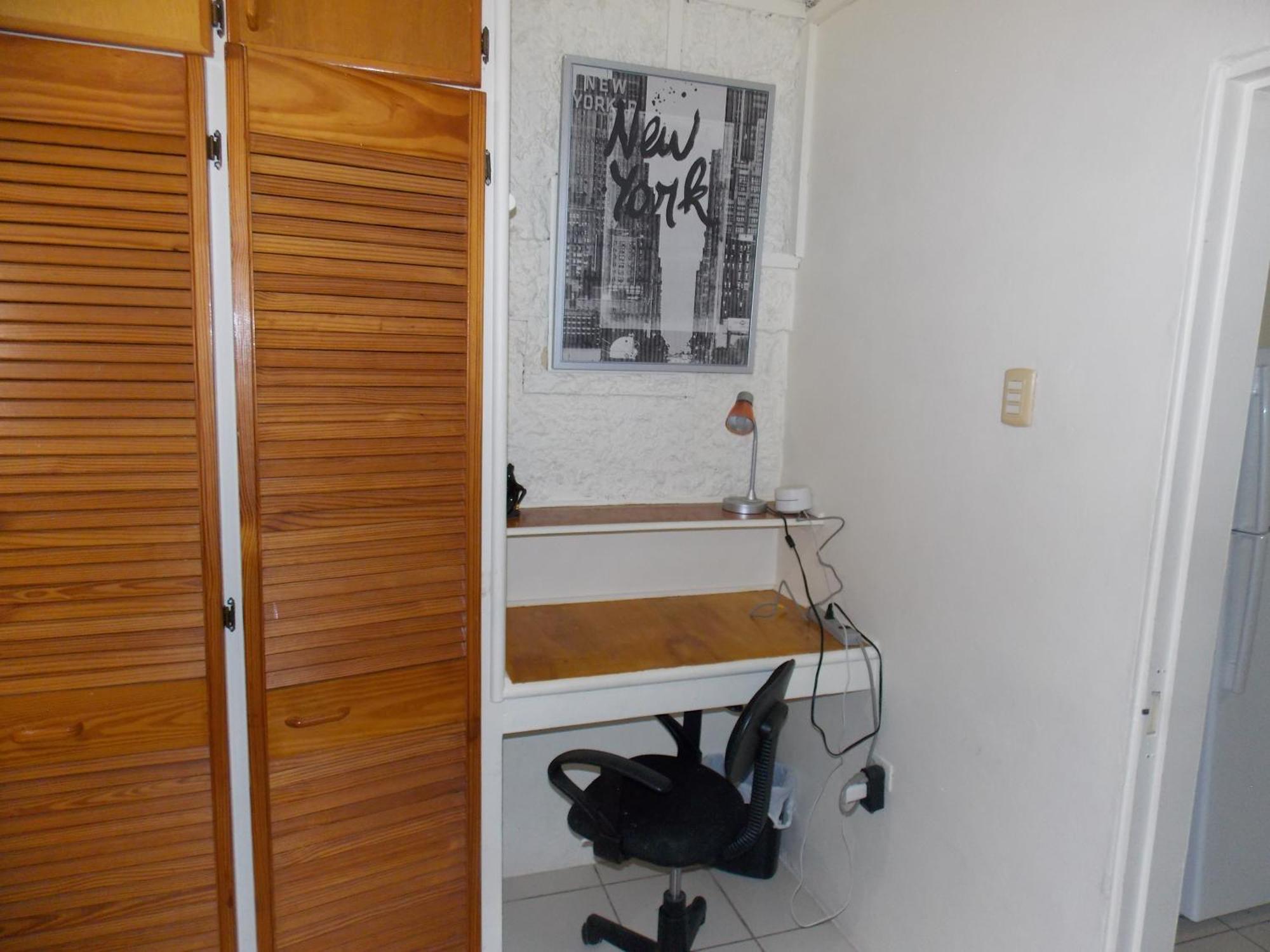 Stewart Apt- Trincity, Airport, Washer, Dryer, Office, Cable , Wifi Ruang foto