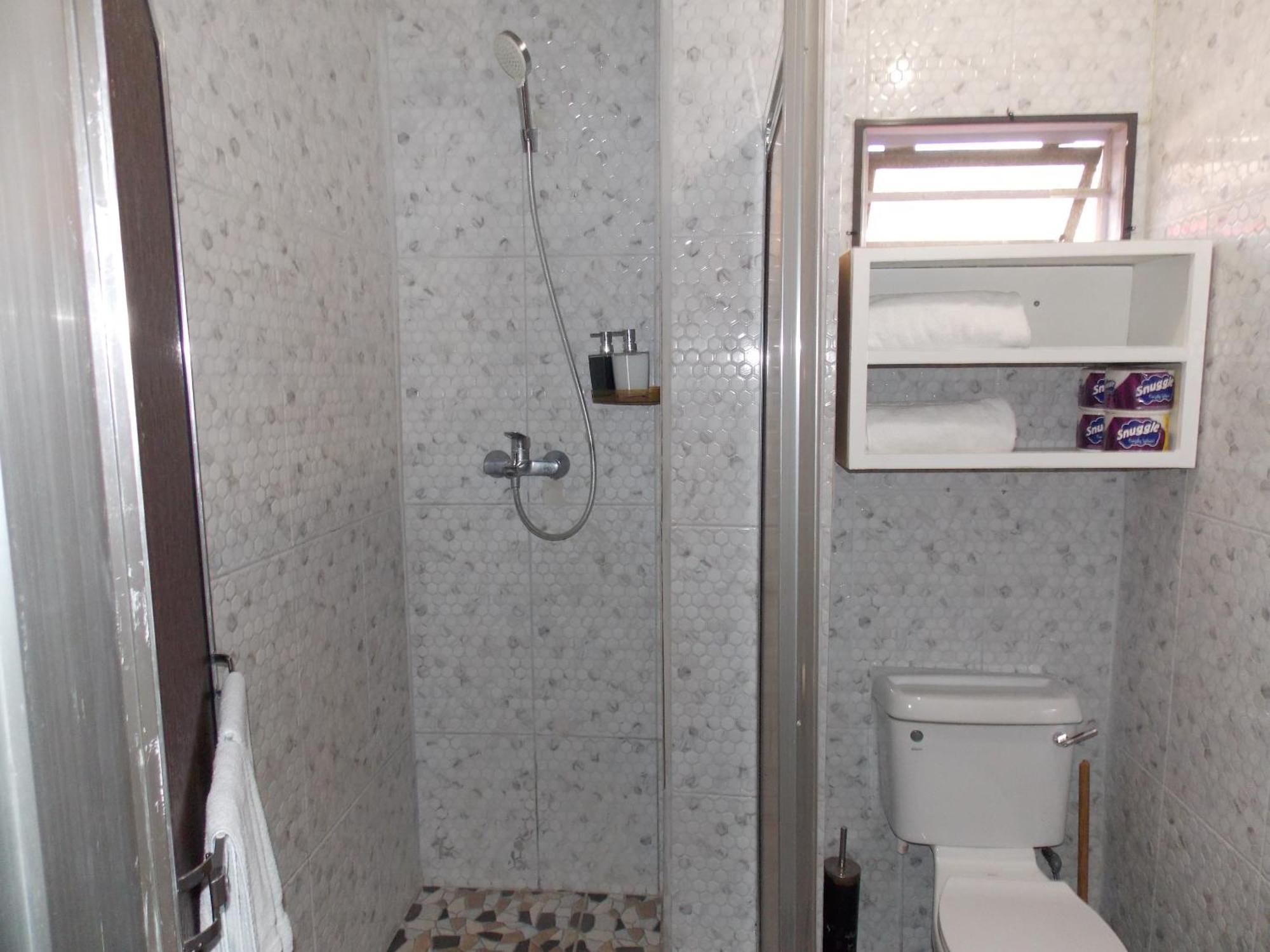 Stewart Apt- Trincity, Airport, Washer, Dryer, Office, Cable , Wifi Bagian luar foto